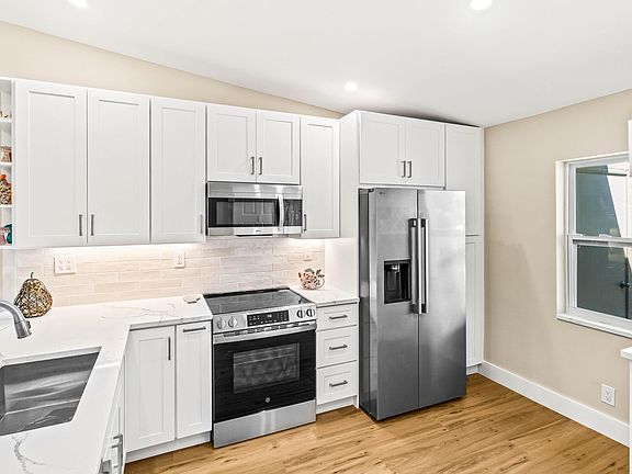 5th image of 18563 Egret Way