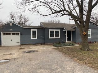 822 W Iowa Ave, Enid, OK 73701