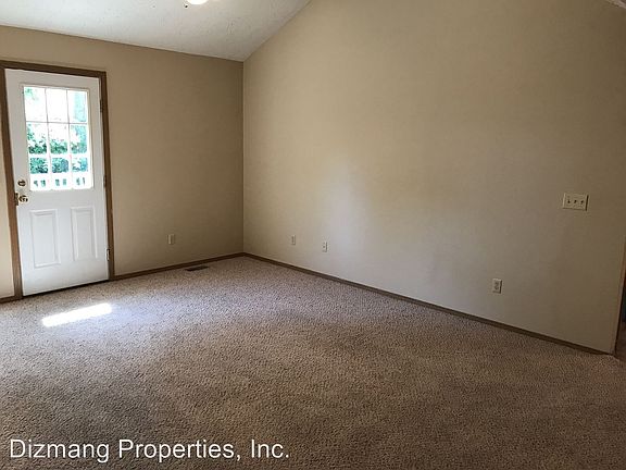 4th image of 1060 S Missouri Ave