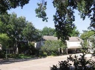 6325 Deerwood Rd #6325, Houston, TX 77057