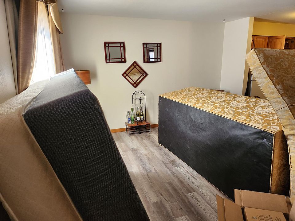 1st image of 301 Budd Ave #B