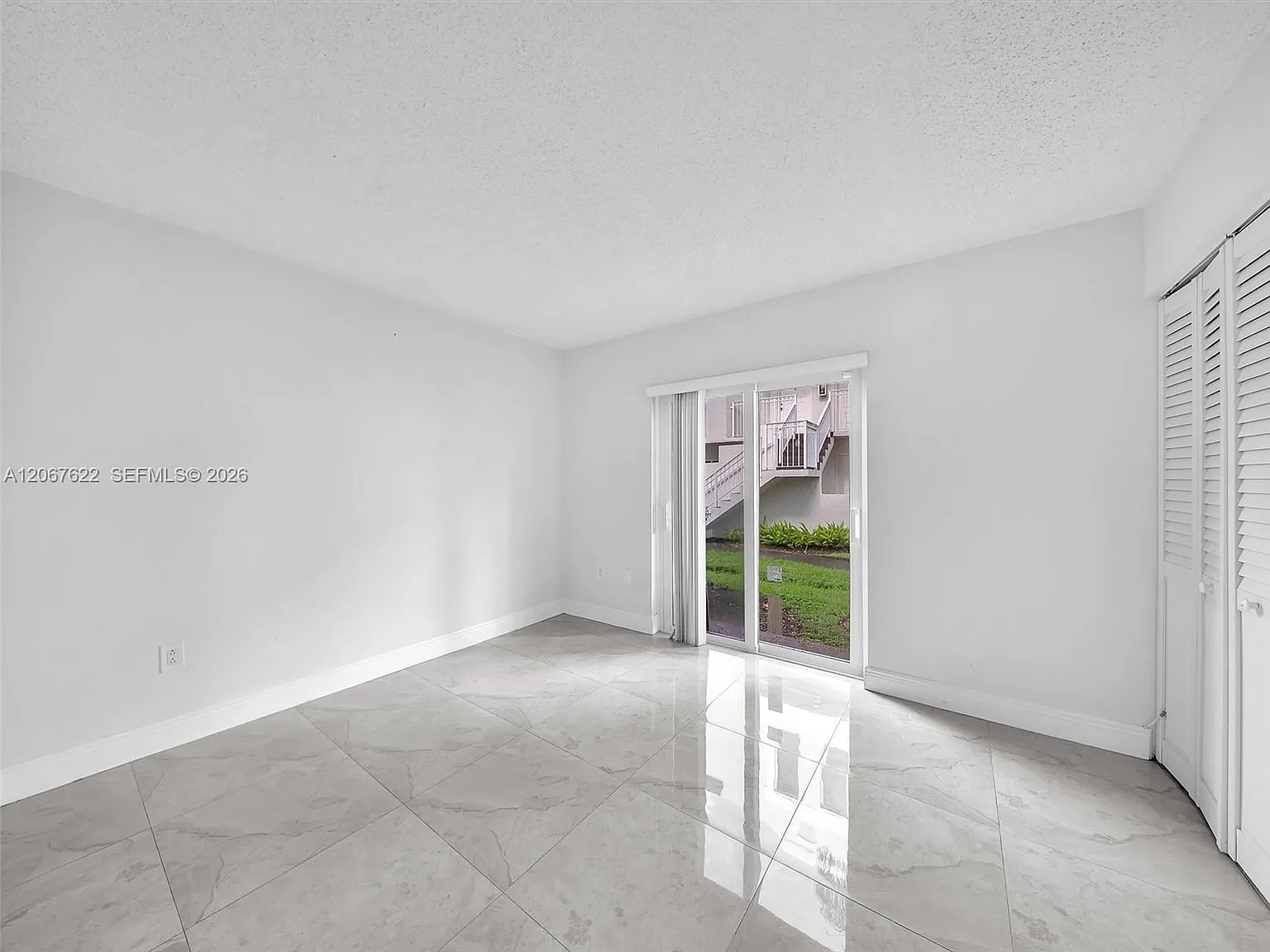 Coral Pointe Townhomes Co — Photo 3