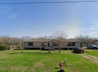 17402 Fx Ball Dr #D-102, Elmendorf, TX 78112