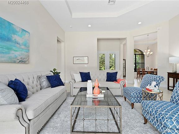 5th image of 3009 SW Pond Apple St