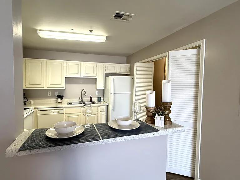 Kitchen Bar
