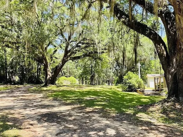 4330 Mahan Dr, Tallahassee, FL 32308