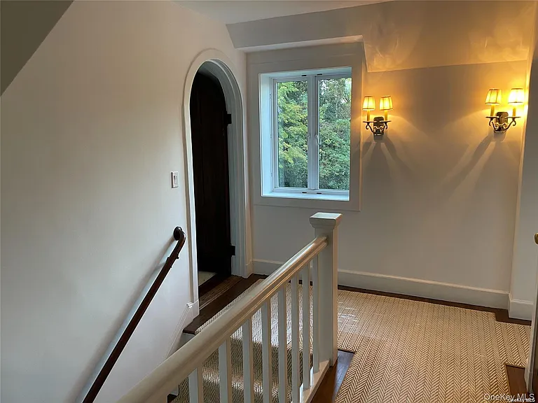 8 Valley Rd — Photo 12