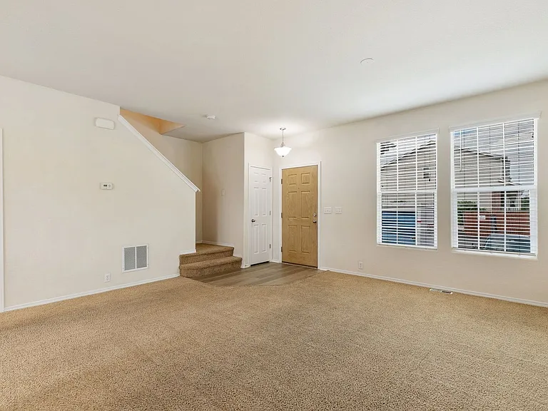 7475 Countryside Grv — Photo 6