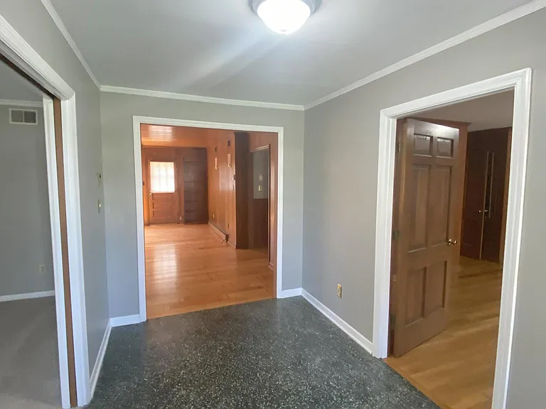 2400 E Blackstock Rd — Photo 16