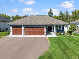 111 Creekside Bay SE, Saint Michael, MN 55376