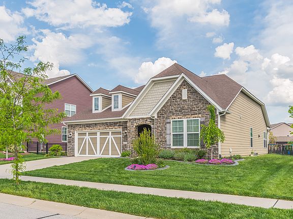 2nd image of 16723 Cavallina Ln