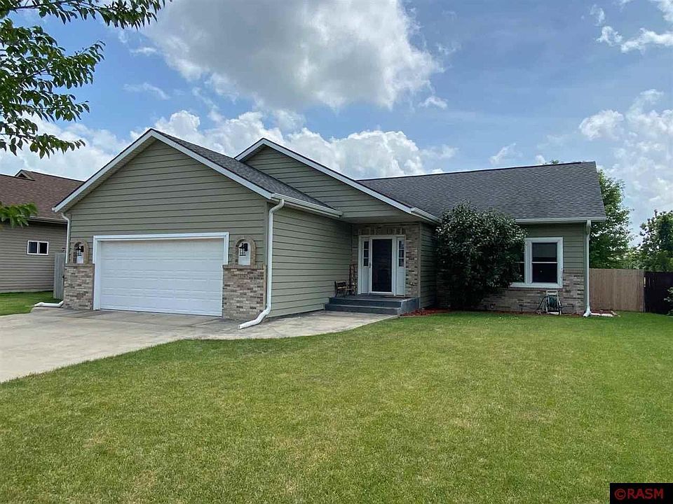 1st image of 129 Cougar Dr