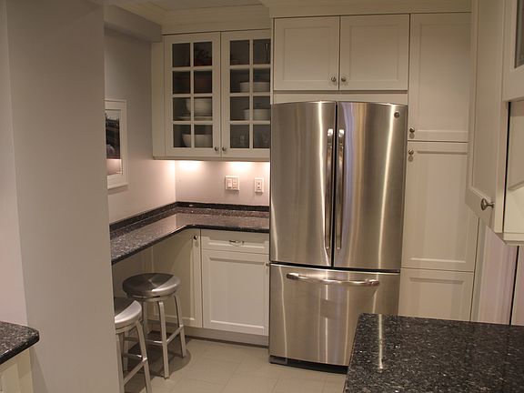 5th image of 50 Hill Park Ave APT 3K