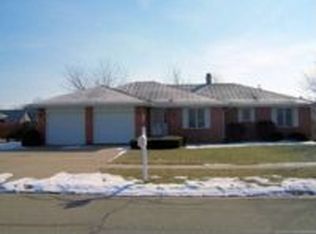 315 Twilight Dr, Morris, IL 60450