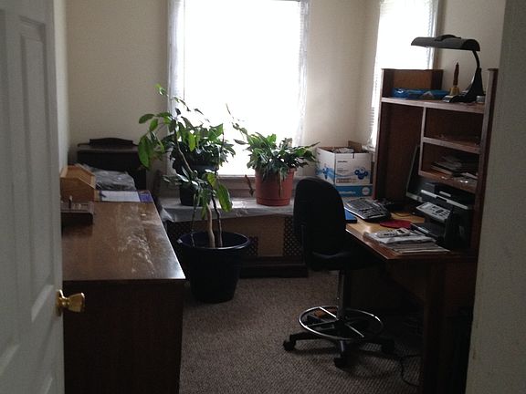 Office/Extra Bedroom