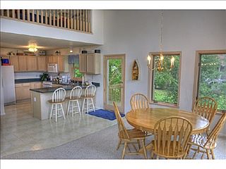 2nd image of 1248 Candlewick Dr NW