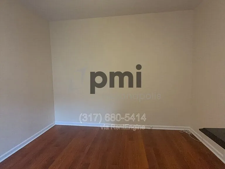 Indy Downtown Colonial Apartments — Photo 58