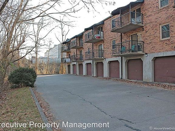 5th image of 1400 N Sprigg St APT 8