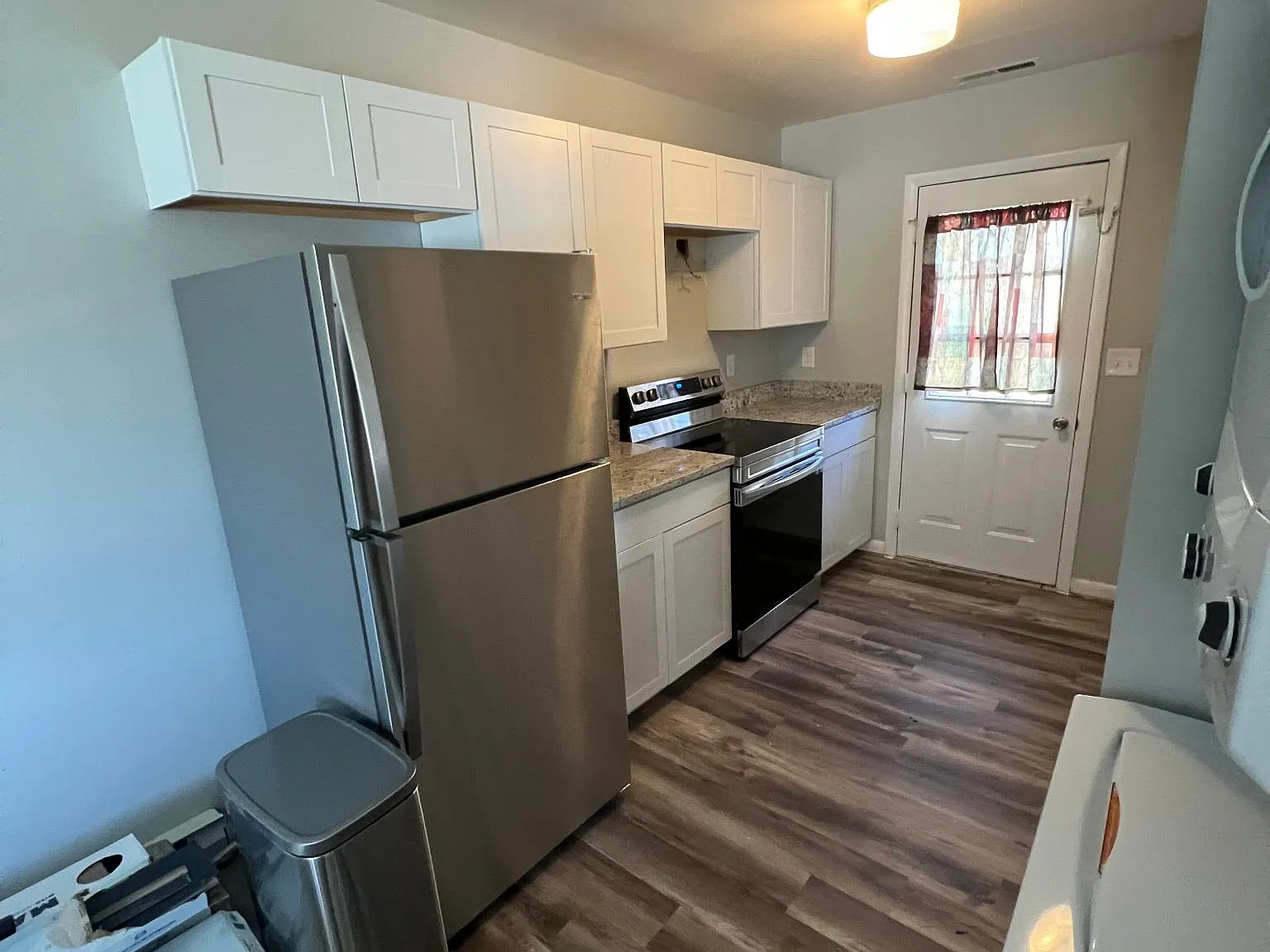 2 bed, $1,650 — Photo 4
