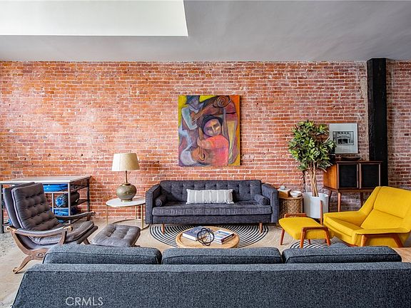 4th image of 179 Culver Blvd