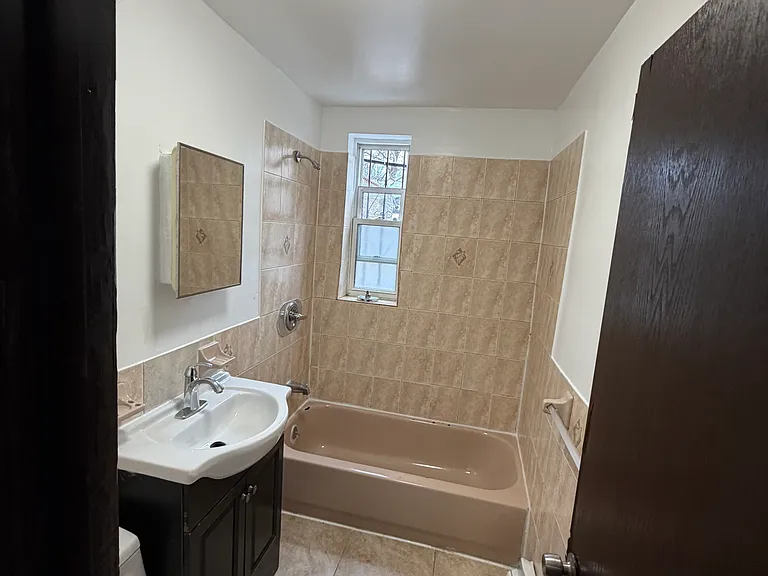 160-09 Hillside Ave #1 — Photo 3