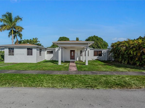 1231 W 60th Ter