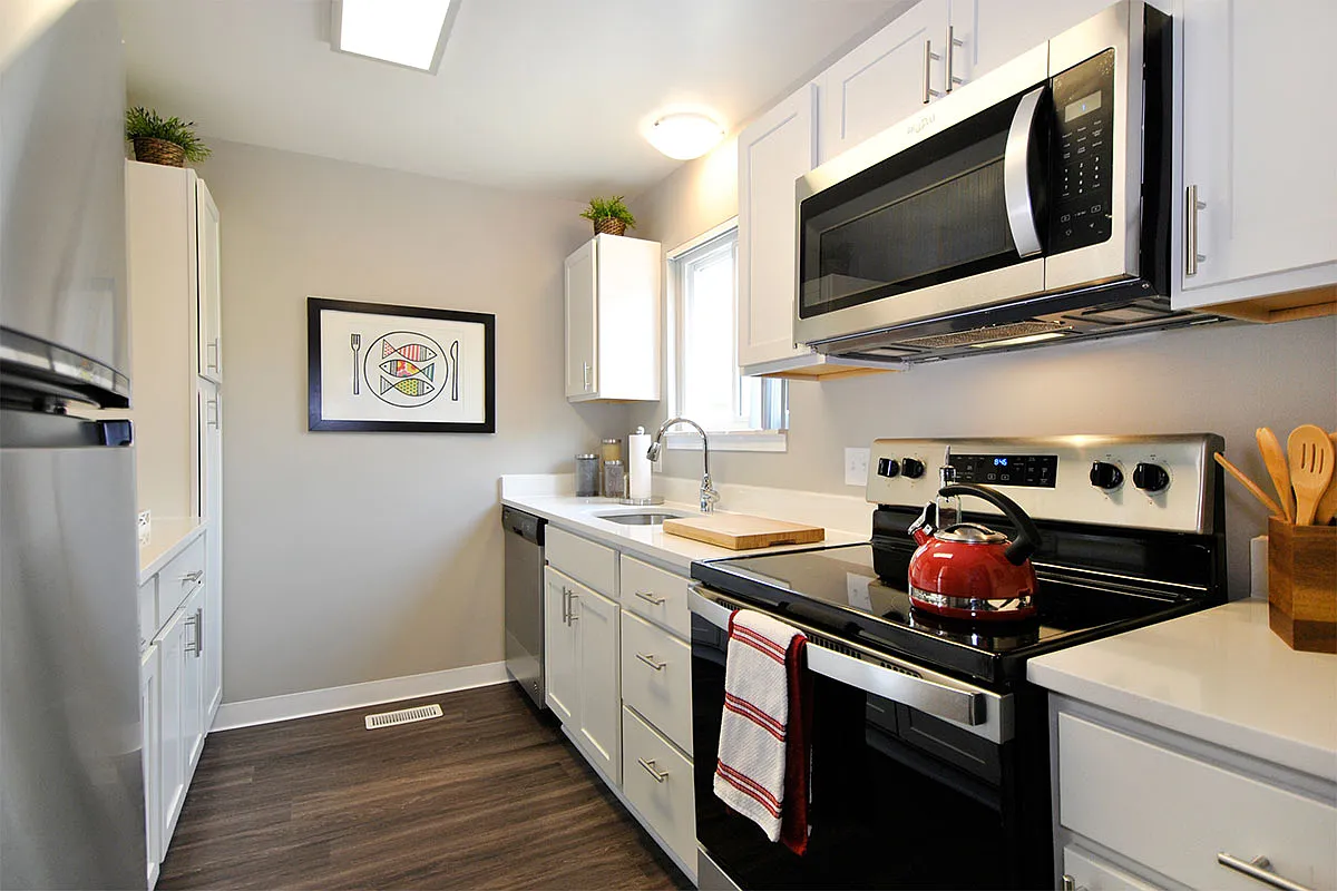 3181 Chelsea Cir — Photo 3