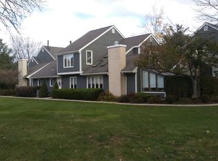 50 Village Dr, Basking Ridge, NJ 07920