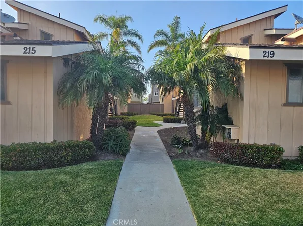 219 Oswego Ave APT D, Huntington Beach, CA 92648