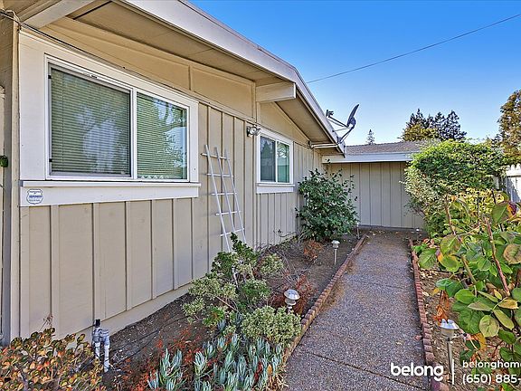 4th image of 18930 Newsom Ave