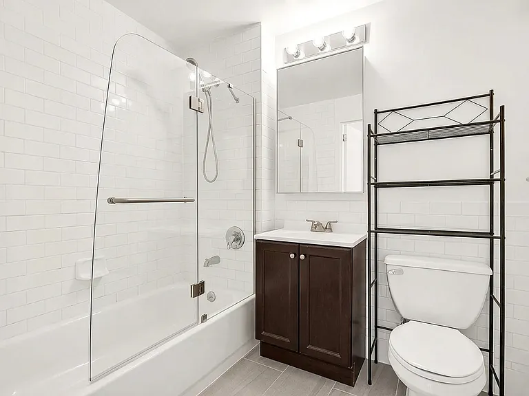 3044 3rd Ave #3B — Photo 9