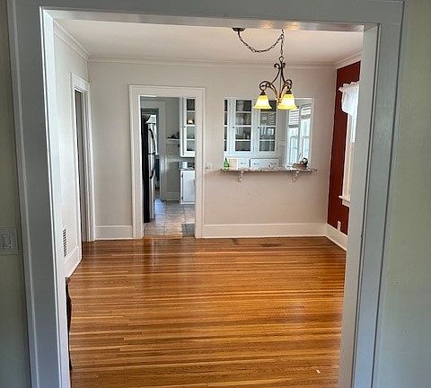 3rd image of 176-178 Hillside Ave #176