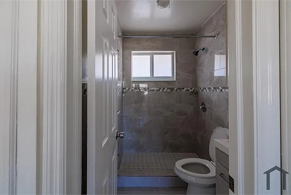 404 NW 4th Ave #1 — Photo 11
