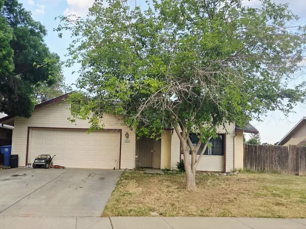 413 Buckeye Springs St, Coalinga, CA 93210