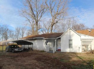 667 SW Muncy St, Clinton, MO 64735