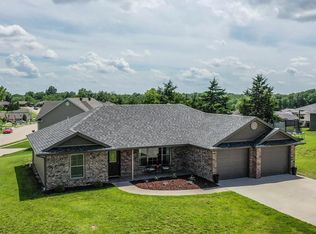 215 Eglin Dr, Holts Summit, MO 65043