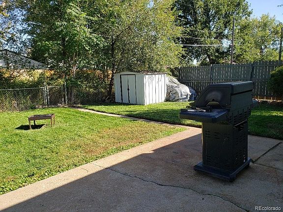 4th image of 1076 S Canosa Ct