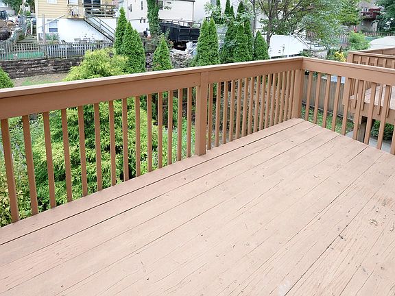 4th image of 716 W End Ave #B