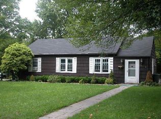 66 Sutton Dr, Stamford, CT 06906