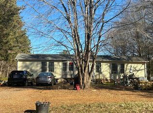 298 Granada Dr, Advance, NC 27006