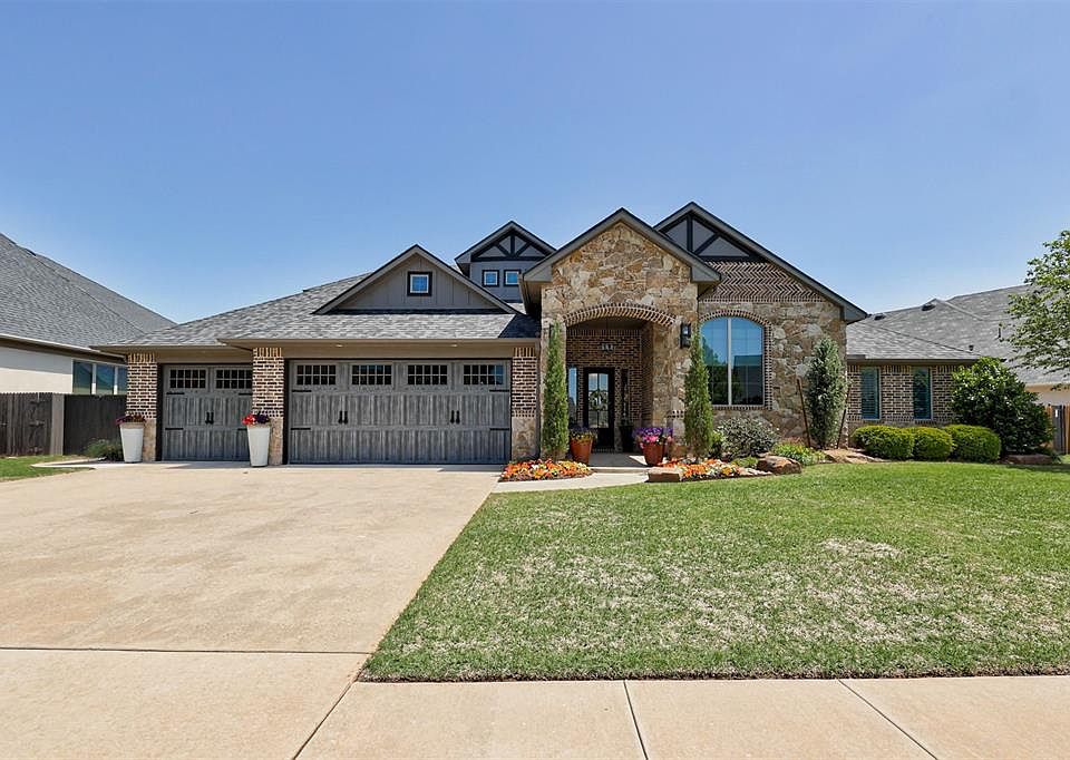 1st image of 15404 Kestral Park Ct