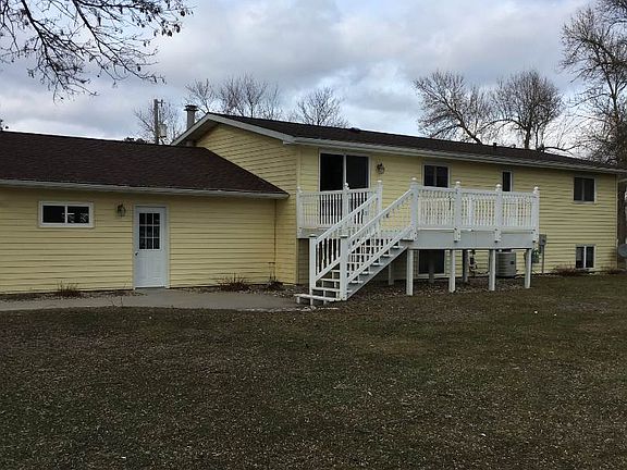 2nd image of 2110 Sunset Ln