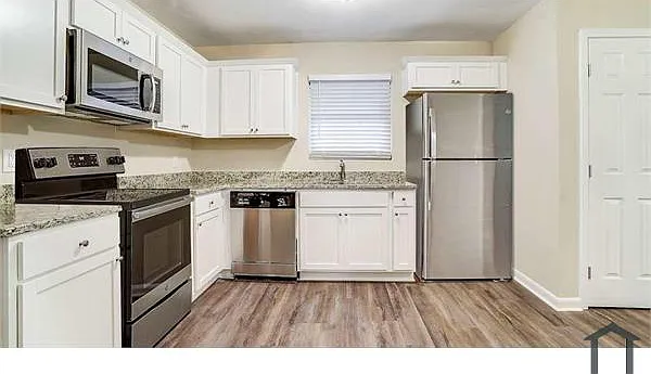 2178 Springdale Rd SW — Photo 3