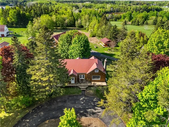 124 Du Couvent, Bouctouche, NB E4S 3C1