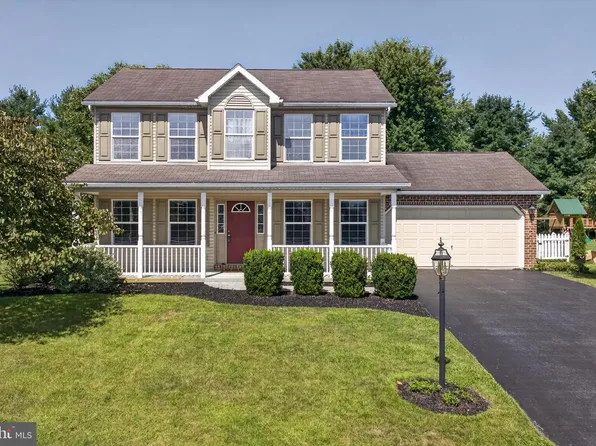 150 Martel Cir, Dillsburg, PA 17019