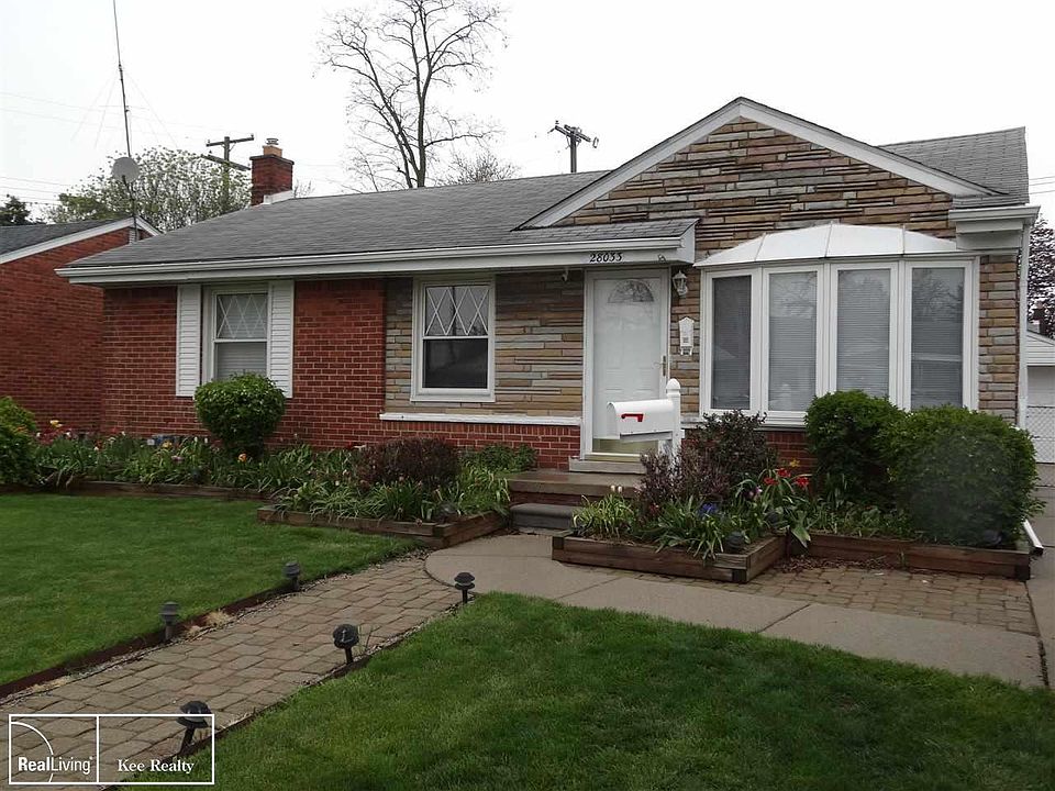1st image of 28033 Edward St