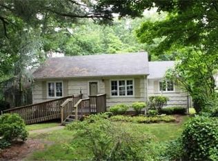 34 Short Pl, Ringwood, NJ 07456