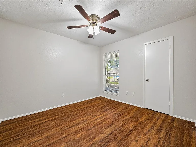 17134 Barcelona Dr — Photo 20