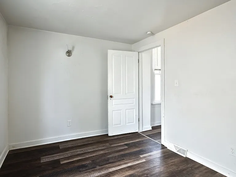 301 N Queen St #1 — Photo 13