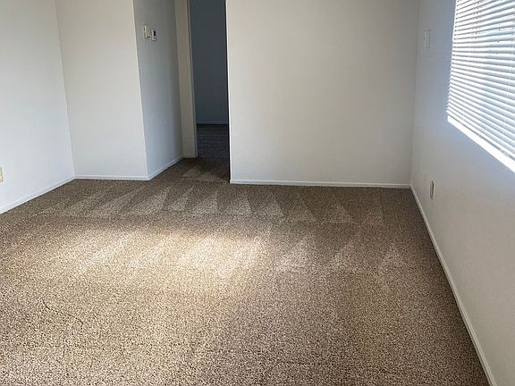 5th image of 841 W Goshen Ave #D